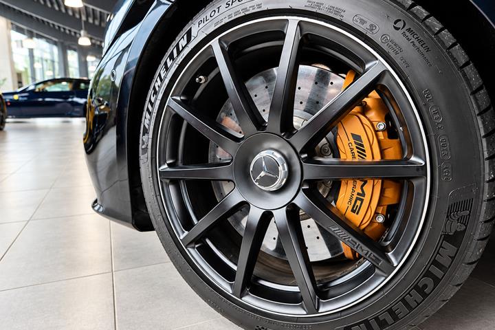 Sort Mercedes S63 fra 2016