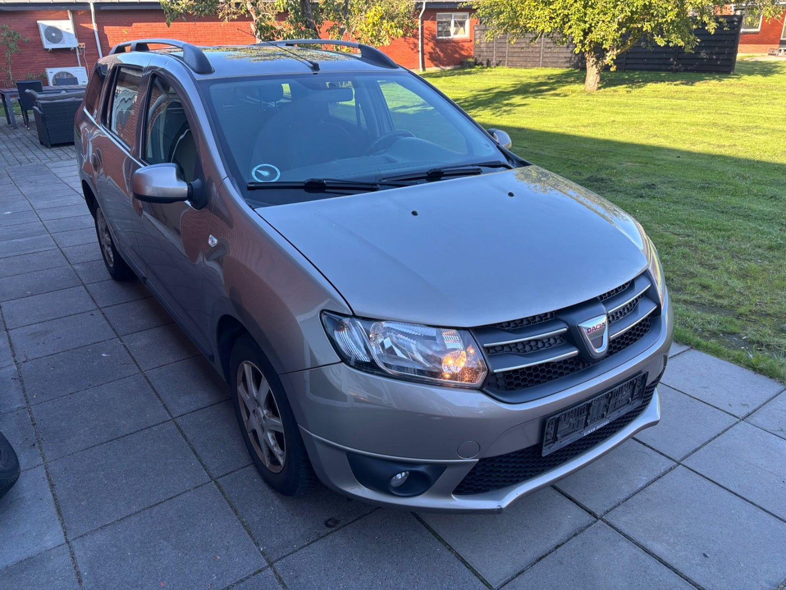 undefined Dacia Logan fra 2014