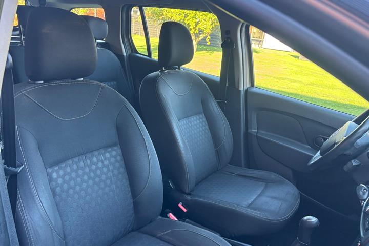 undefined Dacia Logan fra 2014