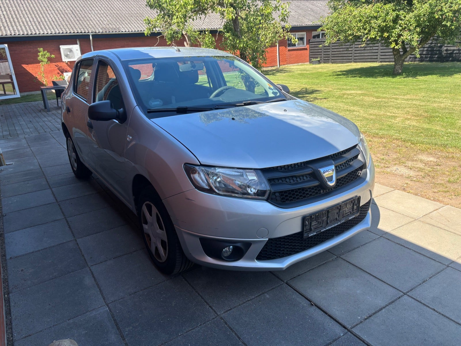 undefined Dacia Sandero fra 2016