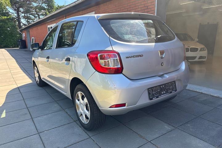 undefined Dacia Sandero fra 2016