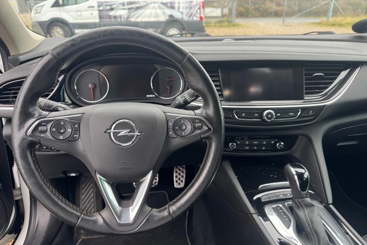 undefined Opel Insignia fra 2018