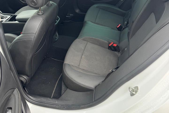 undefined Opel Insignia fra 2018