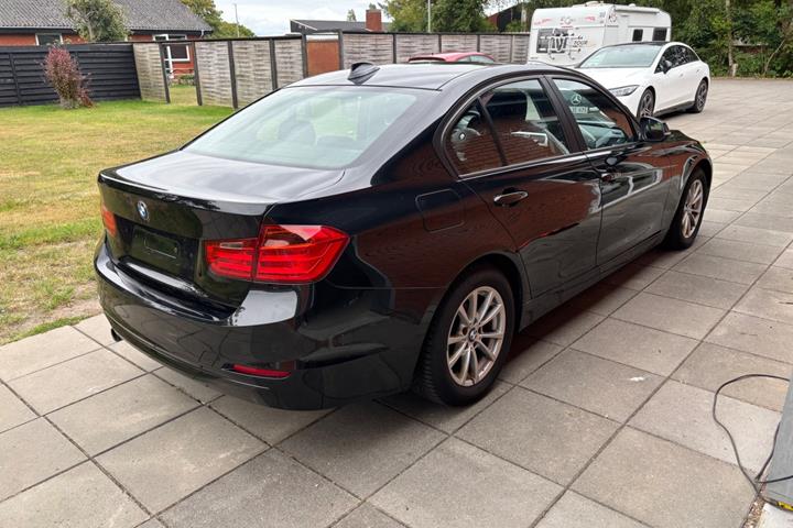 undefined BMW 320d fra 2012