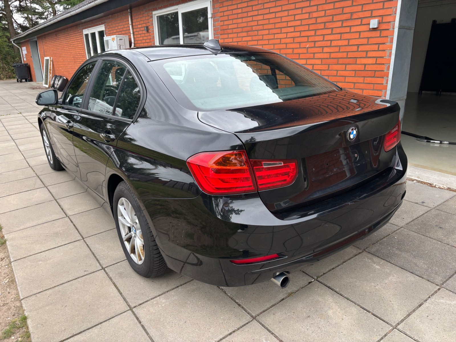 undefined BMW 320d fra 2012