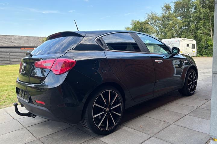 undefined Alfa Romeo Giulietta fra 2011