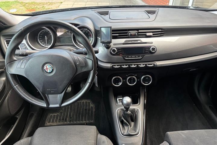 undefined Alfa Romeo Giulietta fra 2011