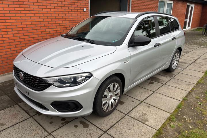 undefined Fiat Tipo fra 2017