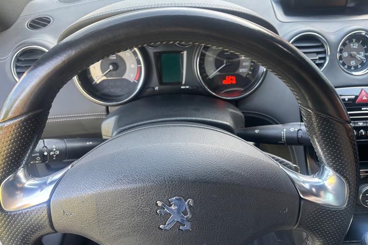 undefined Peugeot RCZ fra 2010