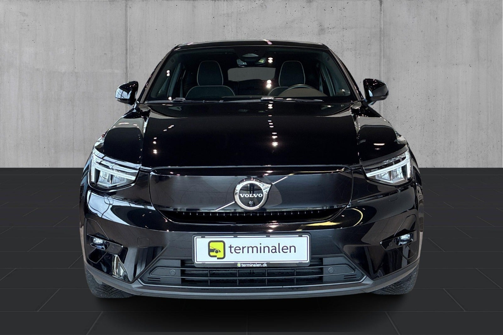 Sort Volvo C40 fra 2023