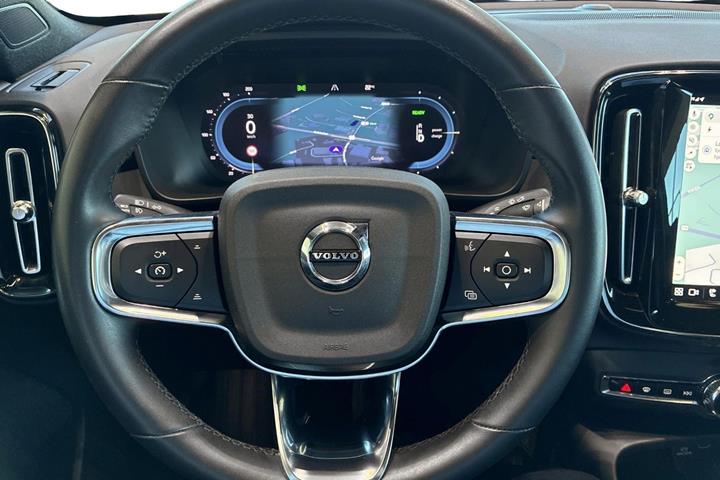 Sort Volvo C40 fra 2023