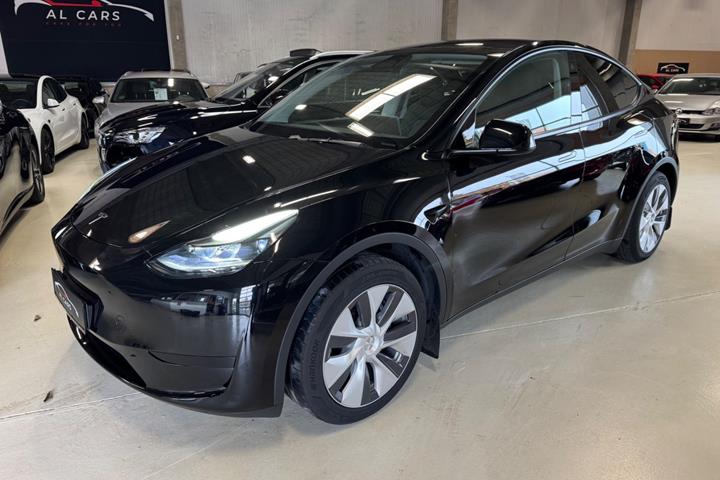 undefined Tesla Model Y fra 2024