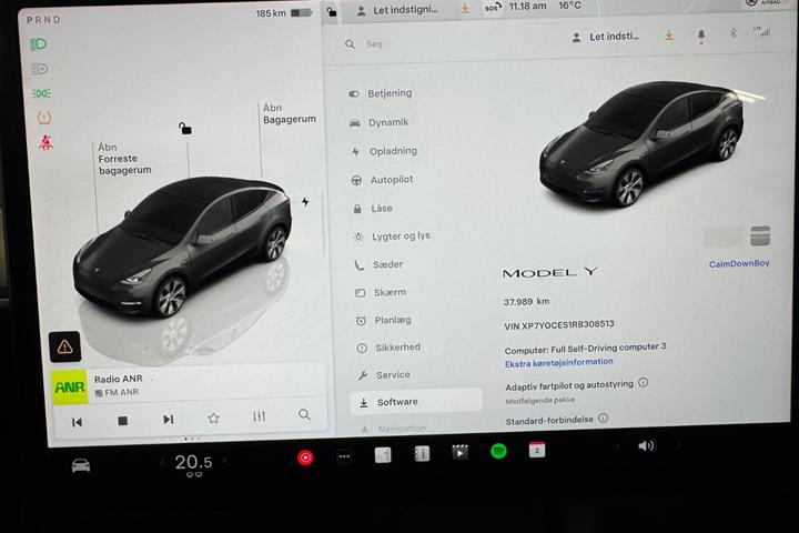 undefined Tesla Model Y fra 2024