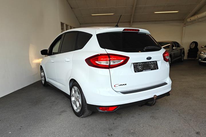 Hvid Ford C-MAX fra 2019