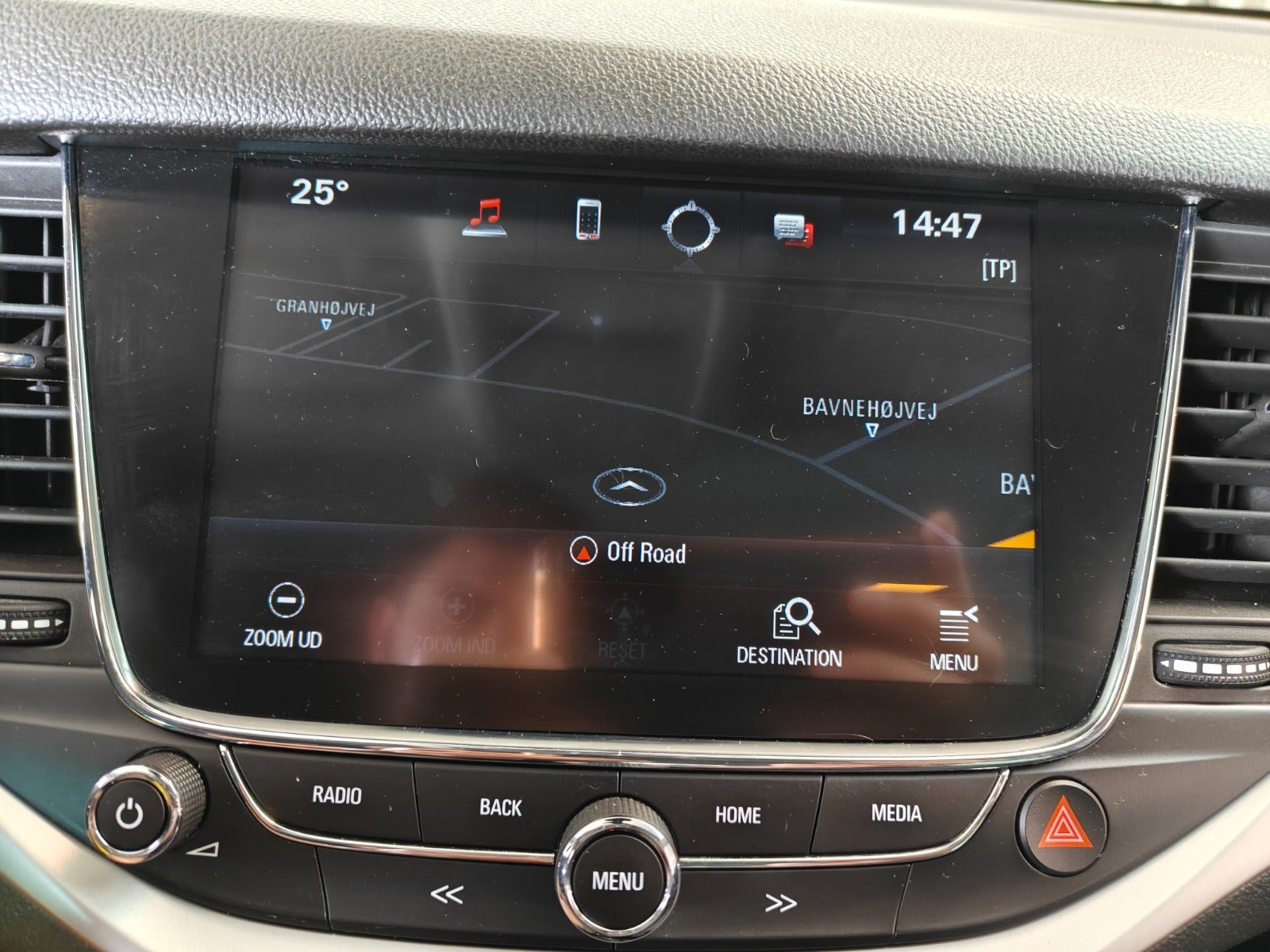 Sølv Opel Astra fra 2019