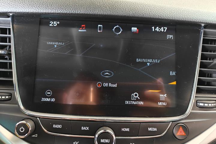 Sølv Opel Astra fra 2019