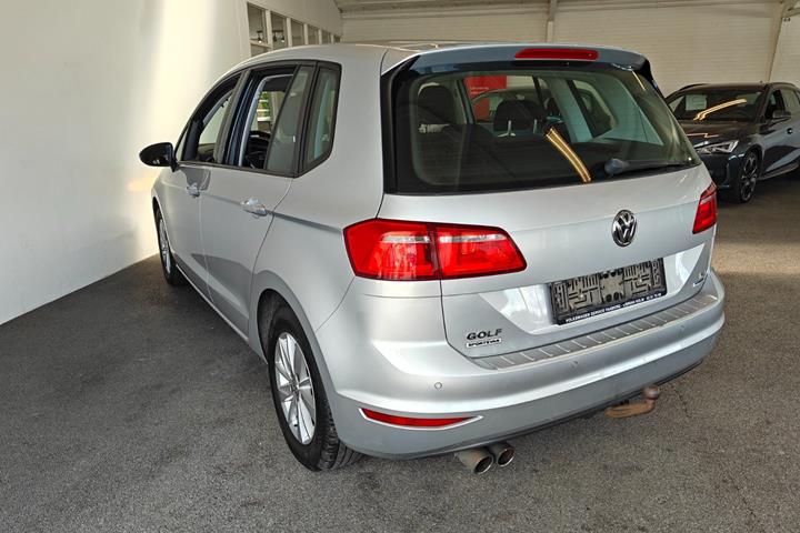 undefined VW Golf Sportsvan fra 2015