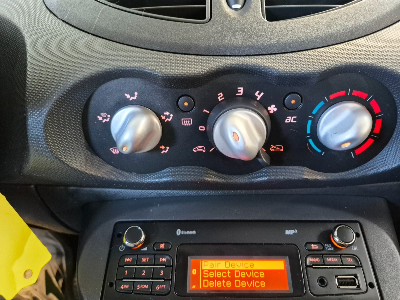 Hvid Renault Twingo fra 2013