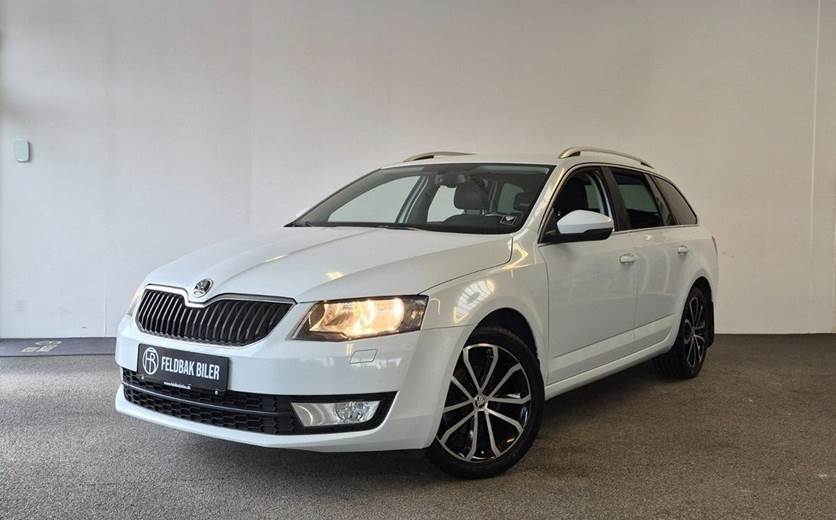Skoda Octavia 1,6 TDi 105 Elegance Combi DSG