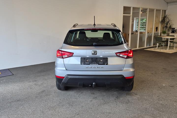 Sølv Seat Arona fra 2019