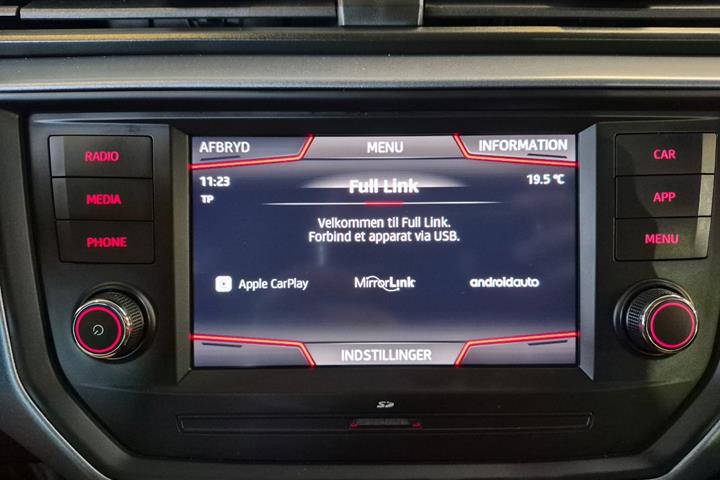 Sølv Seat Arona fra 2019