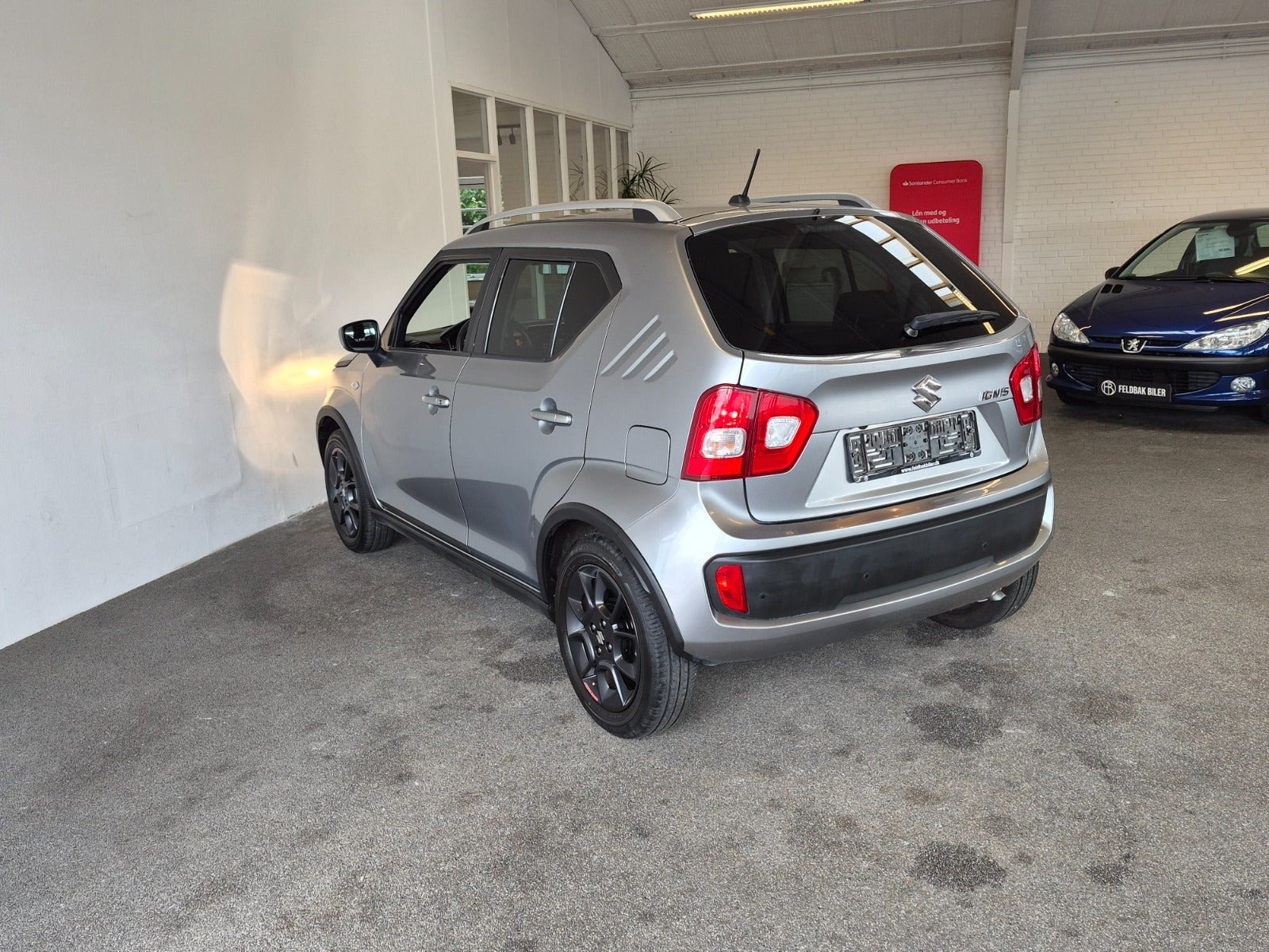 Grå Suzuki Ignis fra 2018