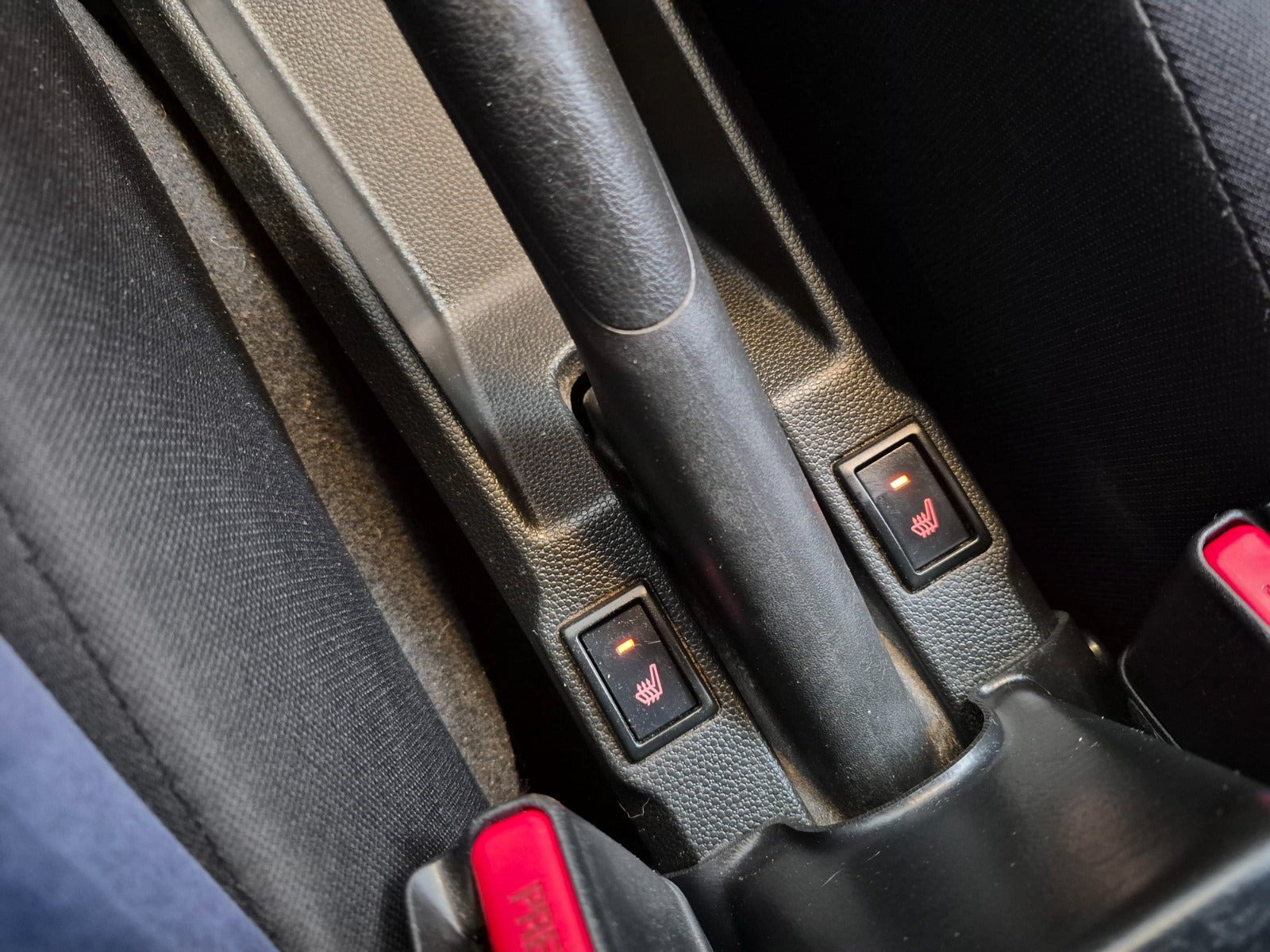 Grå Suzuki Ignis fra 2018