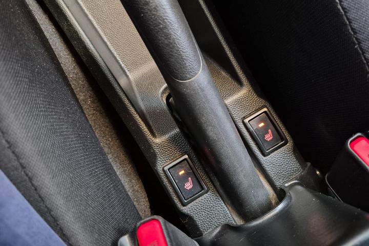 Grå Suzuki Ignis fra 2018