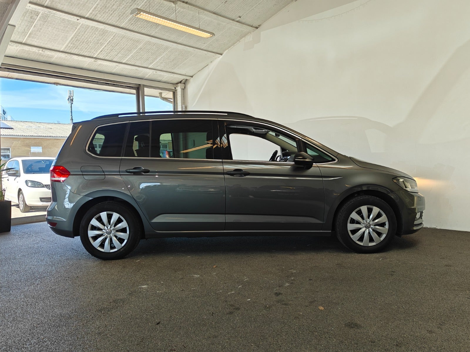 undefined VW Touran fra 2016