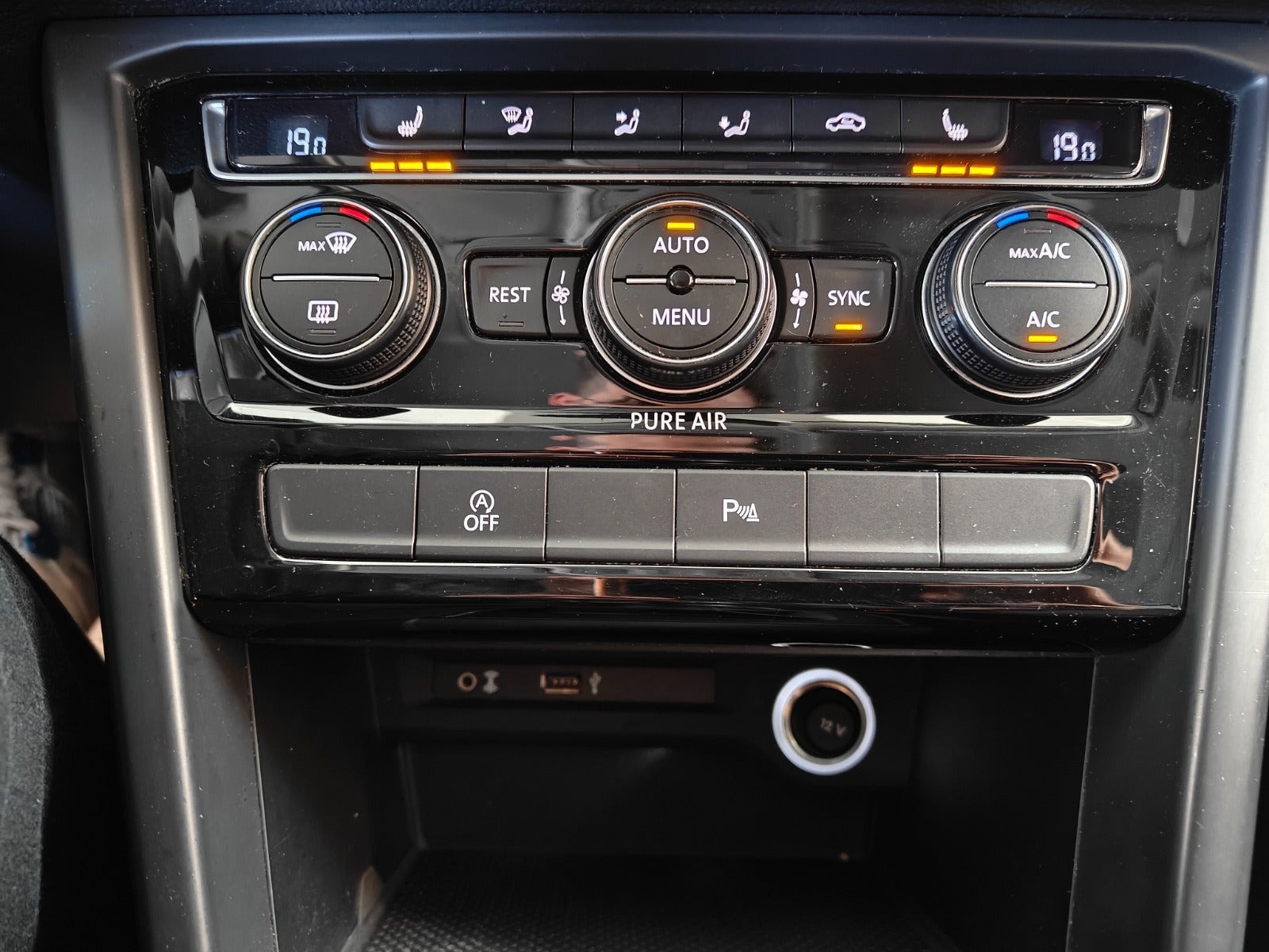 undefined VW Touran fra 2016