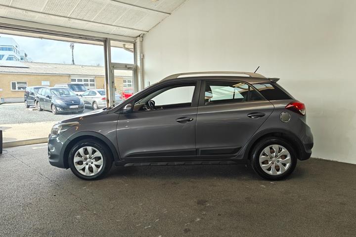 Grå Hyundai i20 Active Cross fra 2018