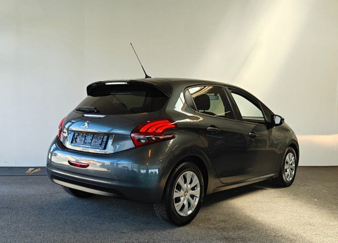 undefined Peugeot 208 fra 2017
