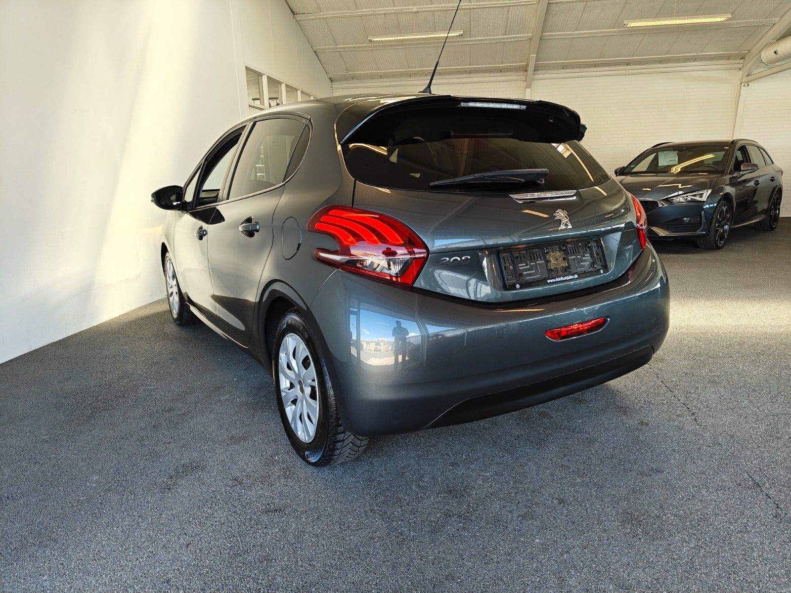 undefined Peugeot 208 fra 2017
