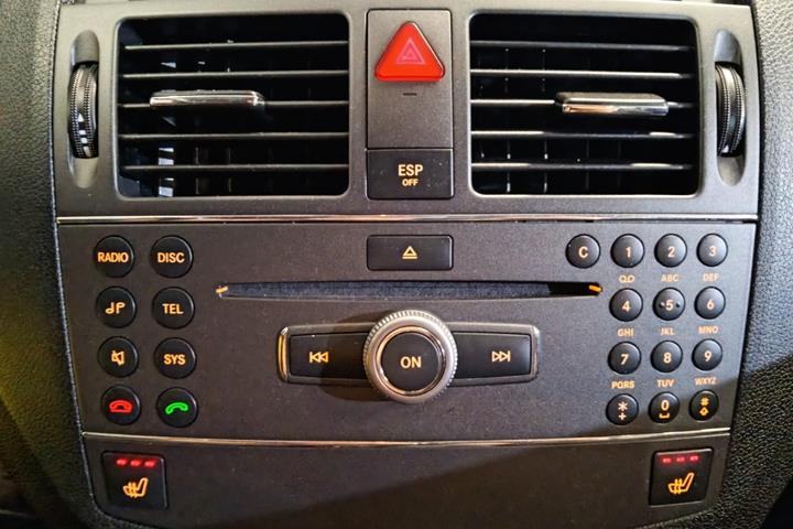 undefined Mercedes C200 fra 2010