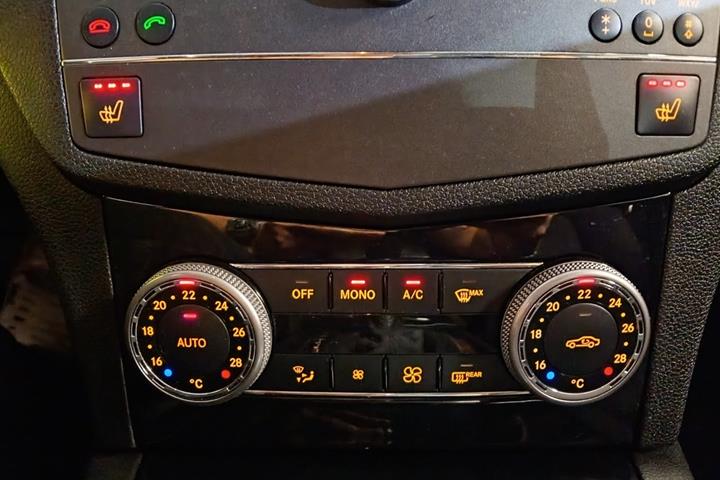 undefined Mercedes C200 fra 2010