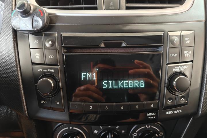 Sort Suzuki Swift fra 2016