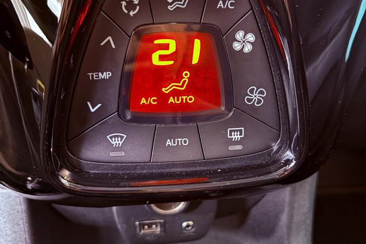 Blå Citroën C1 fra 2018