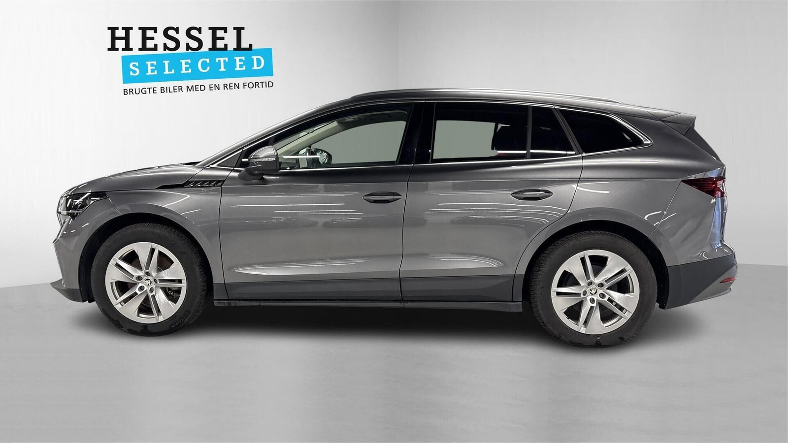 Grå Skoda Enyaq fra 2023