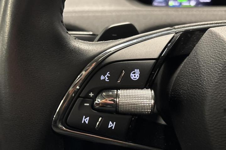Grå Skoda Enyaq fra 2023