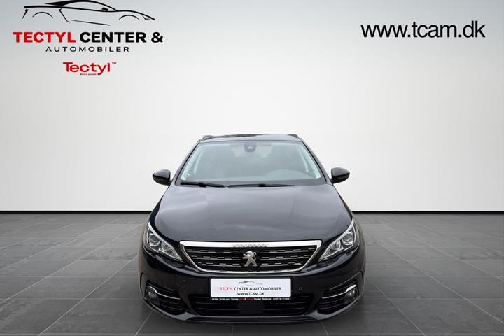Sort Peugeot 308 fra 2019