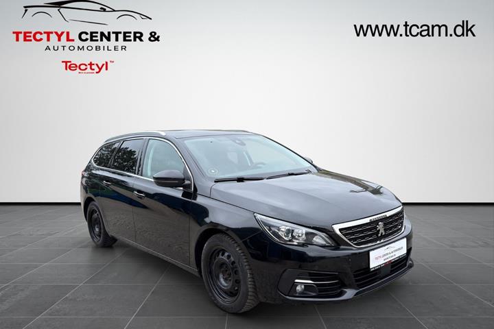 Sort Peugeot 308 fra 2019