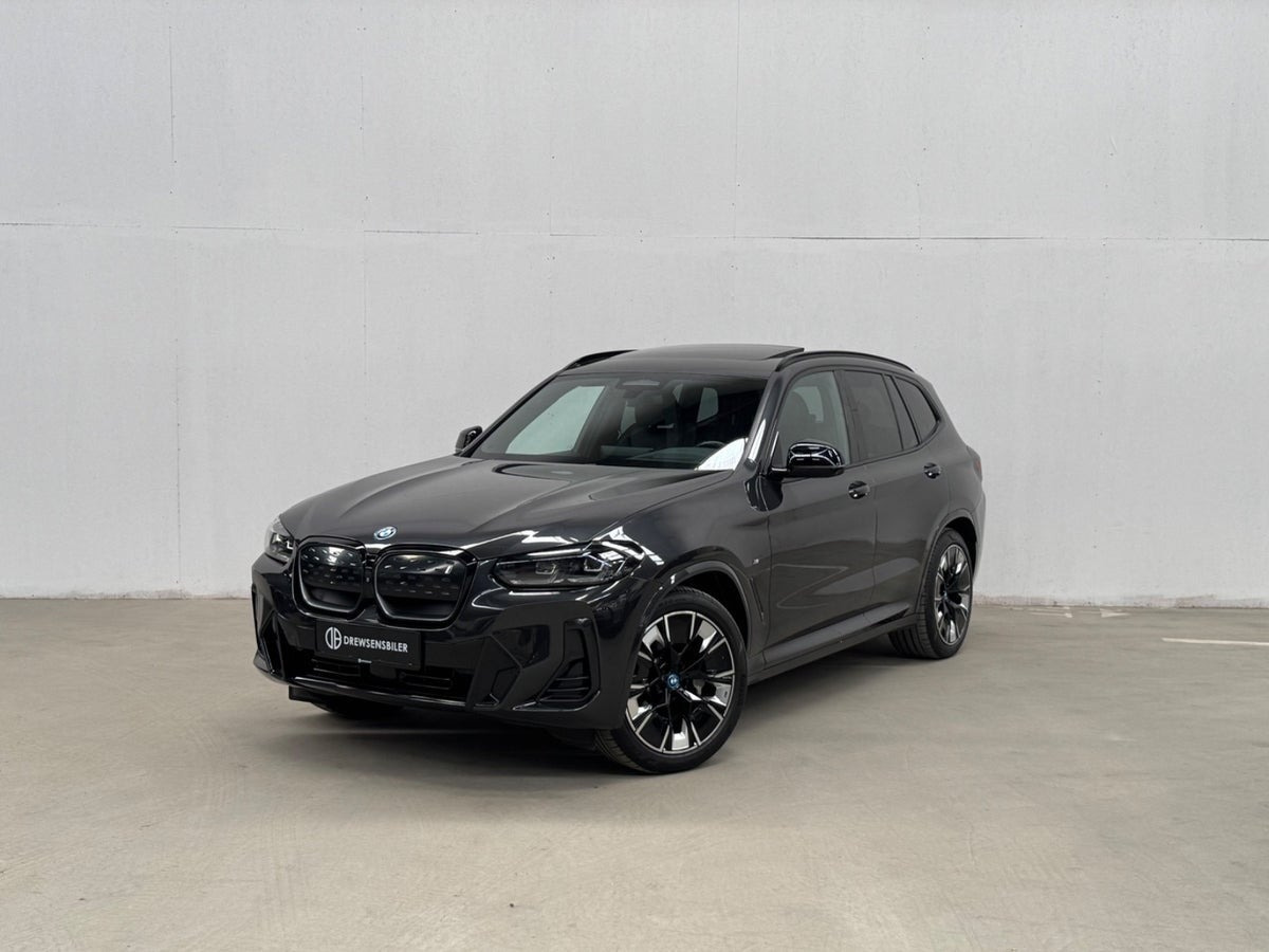 BMW iX3 Charged Plus M-Sport