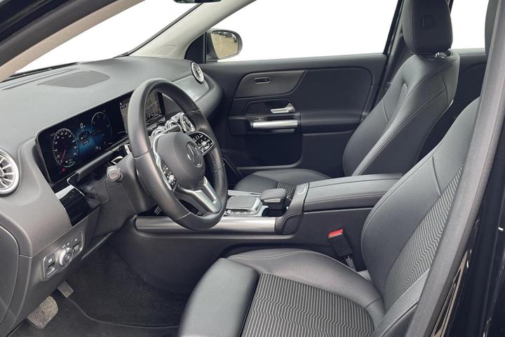 Sort Mercedes EQA250 fra 2022
