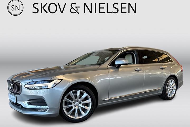 Sølv Volvo V90 fra 2018