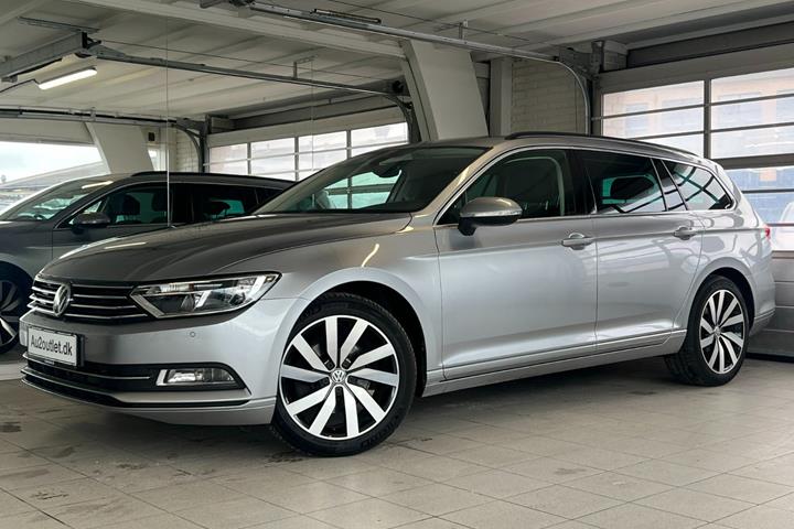 Sølv VW Passat fra 2019