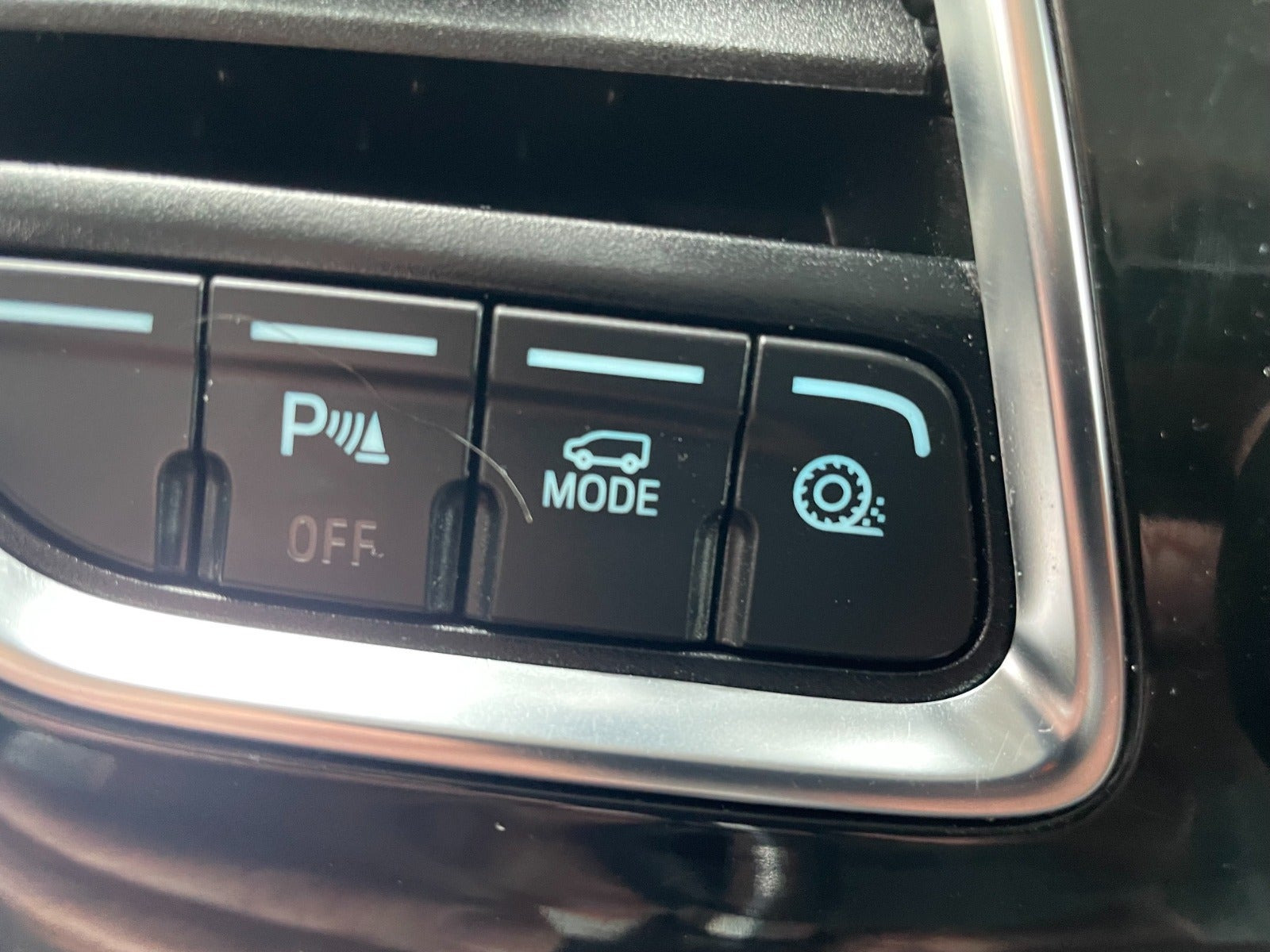 Grå Ford Transit Custom 320 L2 fra 2022