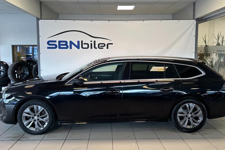 Sort Peugeot 508 fra 2020