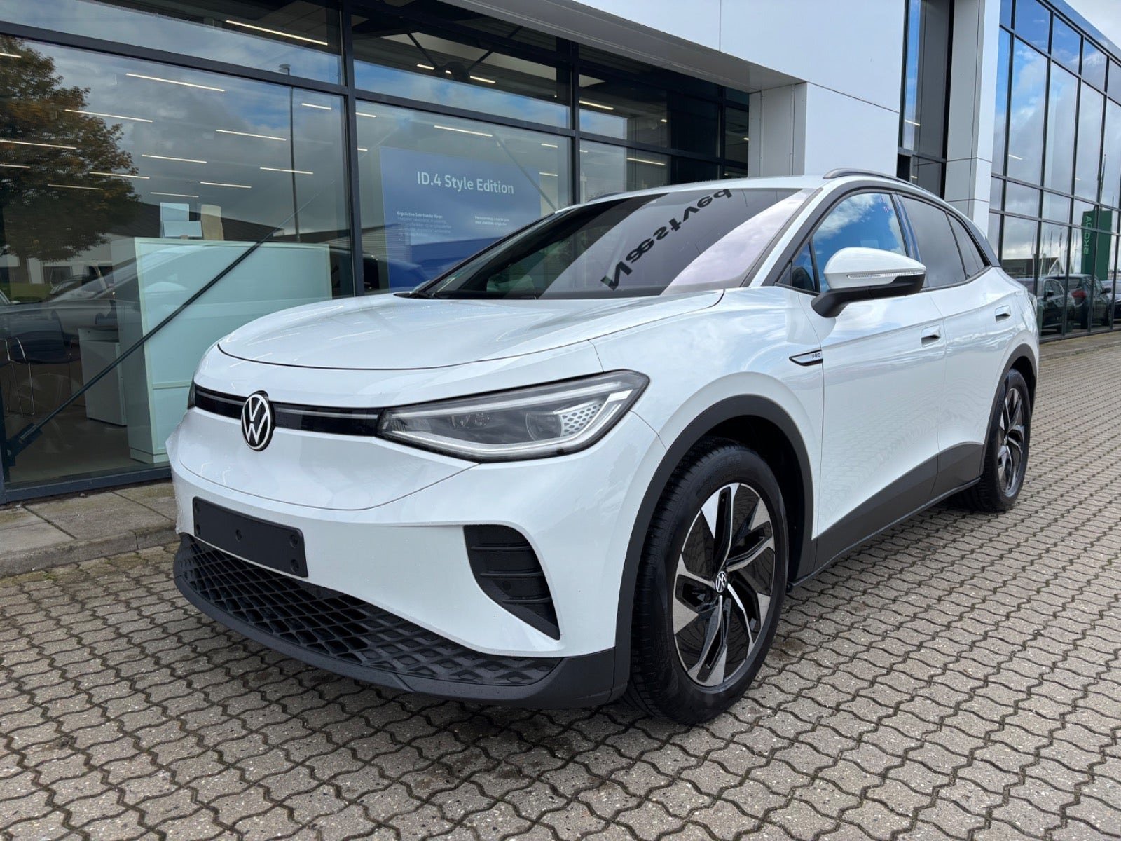 Hvid VW ID.4 fra 2024