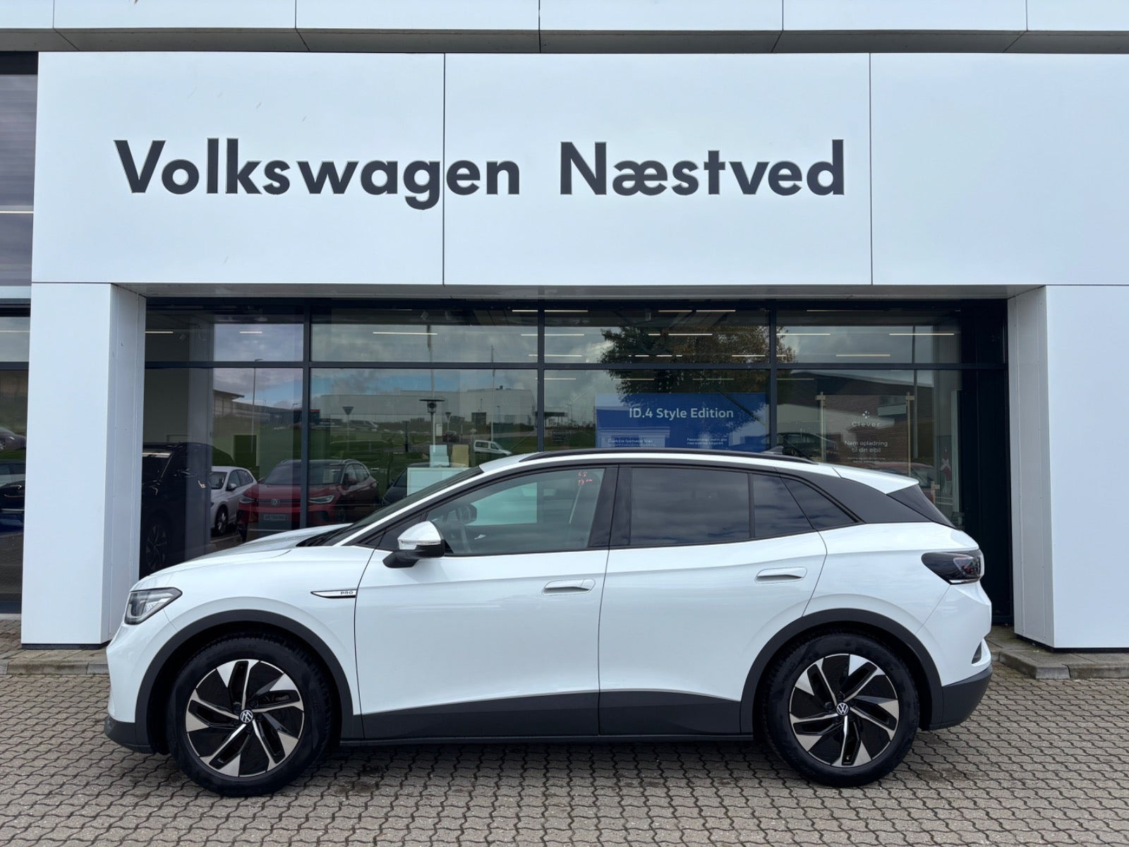 Hvid VW ID.4 fra 2024