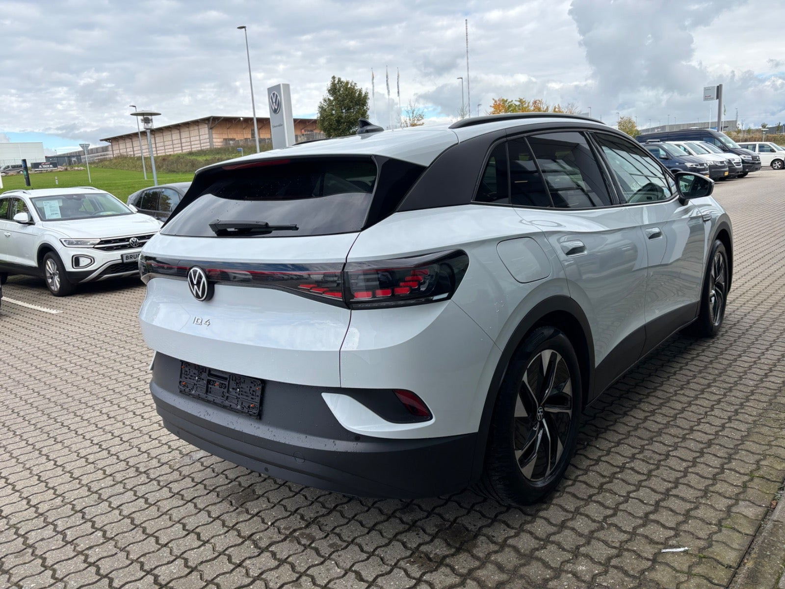 Hvid VW ID.4 fra 2024